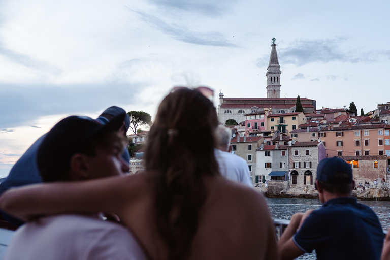 Rovinj: Red Island & Lim Fjord boat tour with BBQ & Swimming
