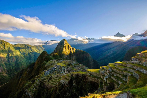 Cusco: Day Trip to Machu Picchu with Guided Tour Private Tour + Vistadome Train