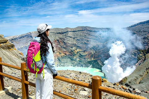 Fukuoka: Mt. Aso, Minamiasu Railway & Kumamoto Castle Tour