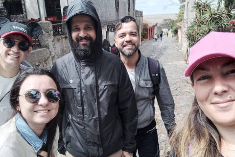 Experiencia Barrio Sur Histórico - entre conventillos y prostíbulosPaseo a pie por el Casco Histórico de Colonia del Sacramento