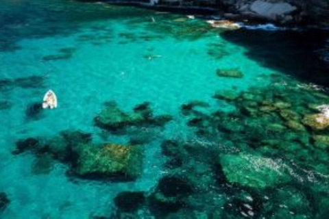 Rubber dinghy tour in Corsica