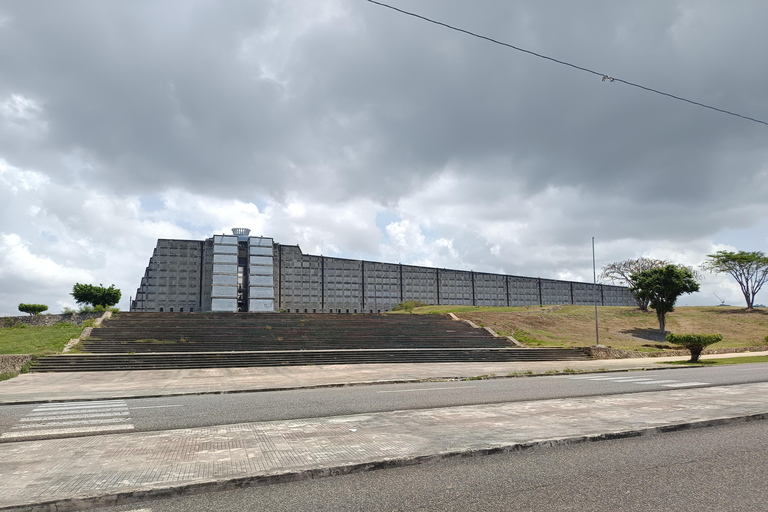 Santo Domingo: Private Tour Beyond the Walls Plaza de la Cultura: National Museums on a Private Tour