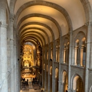 Catedral de Santiago con Pórtico, Cubiertas y Museo