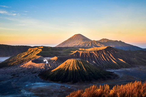 z bali na jawę: bromo, ijen, tumpak sewu, borobudur, Prambanan