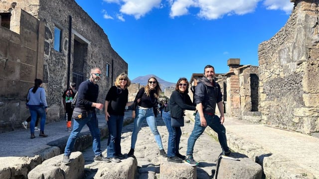 Rome : Visite de Pompéi avec vin et déjeuner en train à grande vitesse