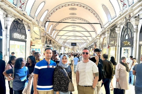Istanbul: Halbtagestour Dolmabahçe-Palast & Großer Basar
