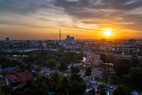 Battambang: Vespa City Tour with Hotel Pickup