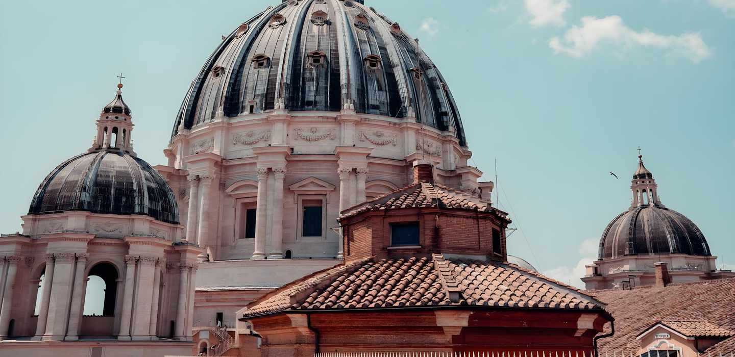Tour durch den Petersdom und die Vatikanischen Grotten Tour durch den Petersdom und die Vatikanischen Grotten