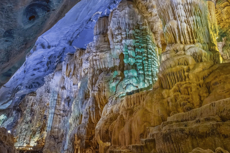Phong Nha Cave & Paradise Cave: Guided Tour Boat & Explore Group Tour with Drop-Off in Hue