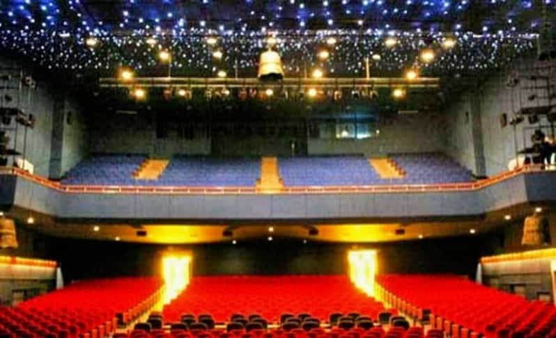 Pékin : billet pour le spectacle acrobatique du Red Theatre avec transferts