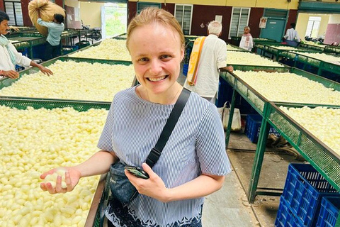 Saree Weaving & Srirangapatna Palace Day Tour from Bangalore