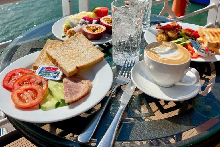 Hanoi: 2-Day Ha Long, Lan Ha 5-Star Cruise w/ Balcony Cabin Bay Light Suite with private balcony and bathtub (1st floor)