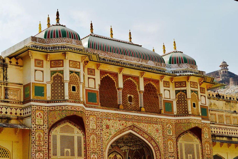 From Delhi: Same Day Guided Jaipur Tour with 5 Star Lunch From Delhi: All Included Tour