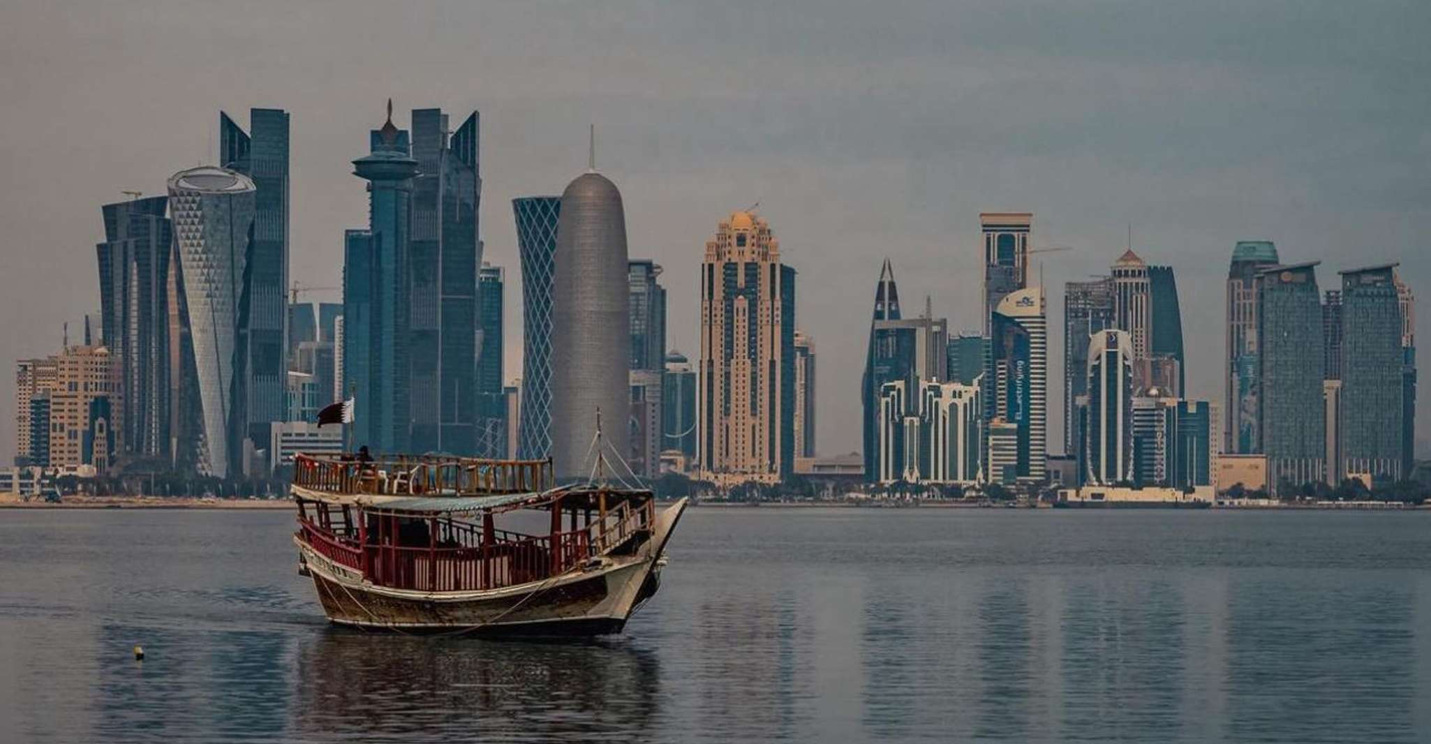 Doha: Traditional Wooden Dhow Cruise with Dinner /Arabic Tea photo 9