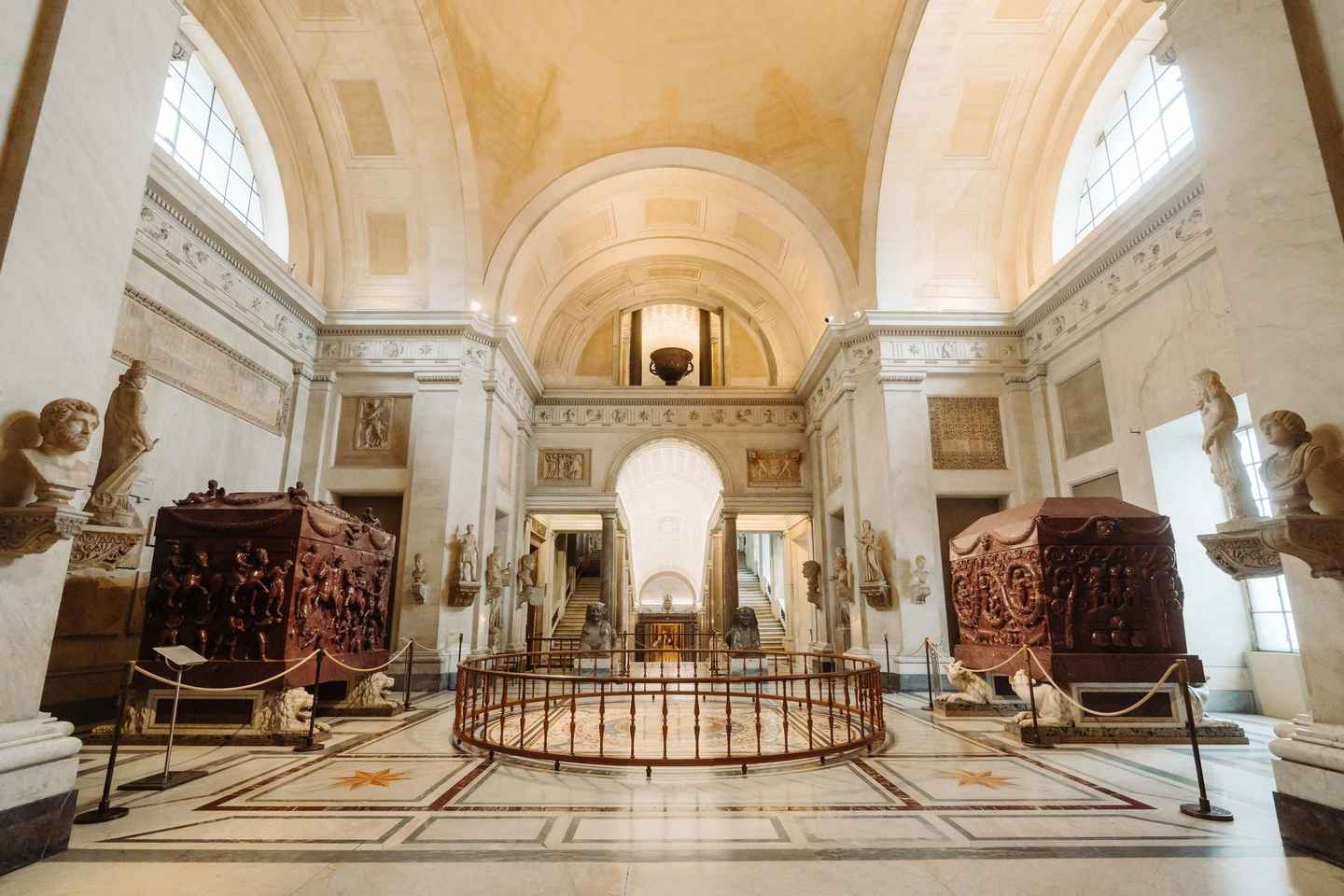 Vatican: Intimate Sistine Chapel Tour at Exclusive Hours