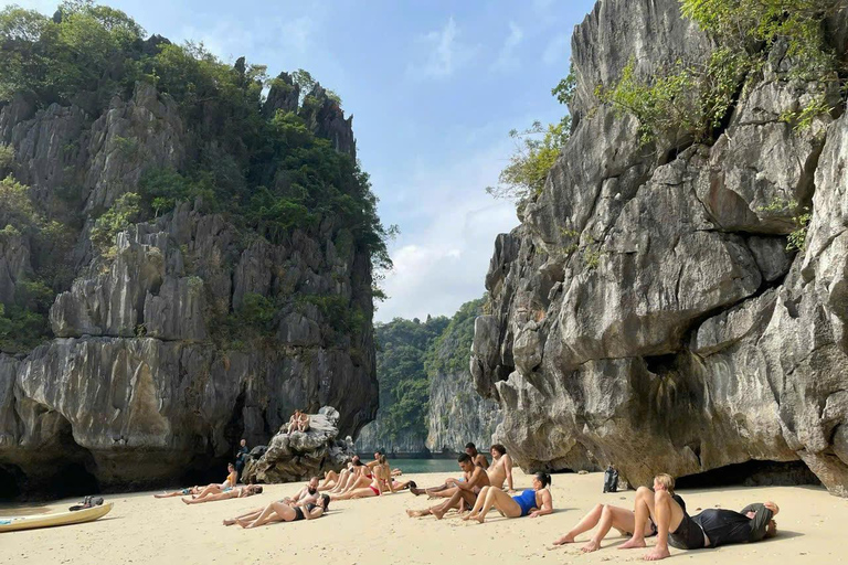 Hanoi/Cat Ba: Lan Ha Bay Day Cruise with Dark & Bright Caves Day Trip Cruise Pick up & Drop Off From Cat Ba Town