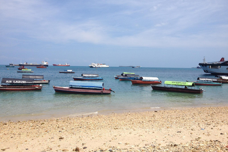 Zanzibar: tour guidato dell'isola prigione con guida localeZanzibar: tour guidato dell'isola prigione con una guida locale