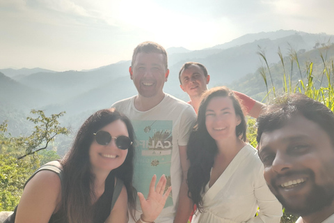 From Colombo or Negombo: Ella Day Trip with nine arch bridge