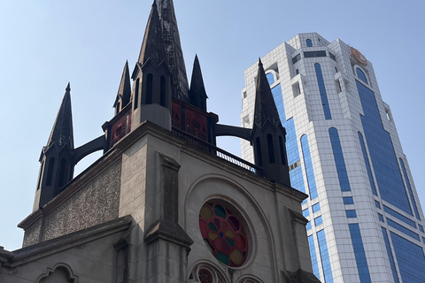 Shanghai: Hidden Alleys and the Bund Walking Tour