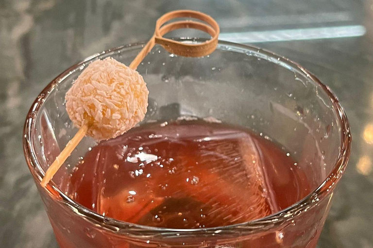 Salvador bar tour with local drinks guided by an expert