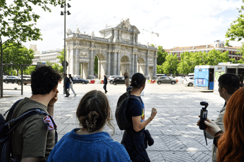 Madrid: Retiro Park Deluxe with Hidden Stories Small Group El Retiro Tour + Rum Tasting