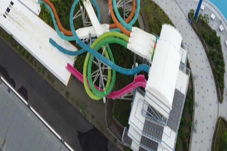 Jeddah: Waterpark Entry Ticket with Pools and Rides Guest Companion Ticket – Entry Only