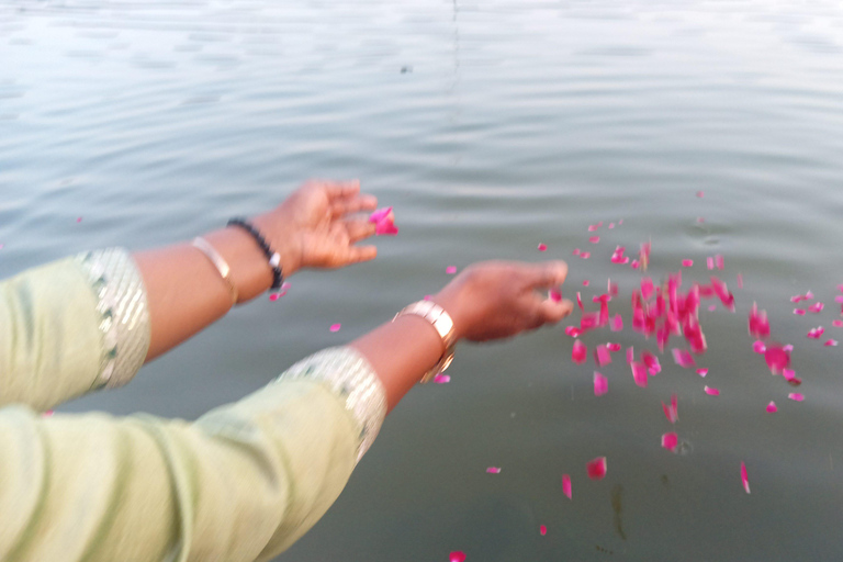 探索灵性主义与社会人类学