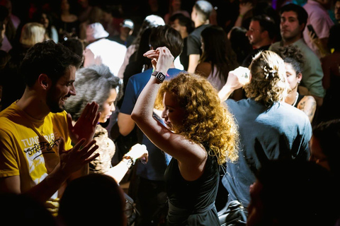 Stuttgart: Social Night Out with Shots & Club Entry Bachelor / Bachelorette Private Tour – Stuttgart