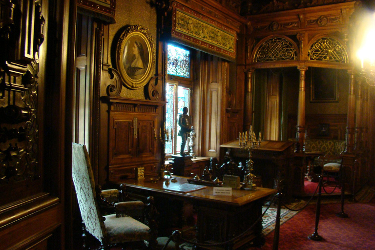 Brasov: Castelo de Peles, Castelo de Bran e Castelo de Prejmer - Excursão de um diaBrasov: Excursão de um dia aos Castelos de Peles, Bran e Prejmer