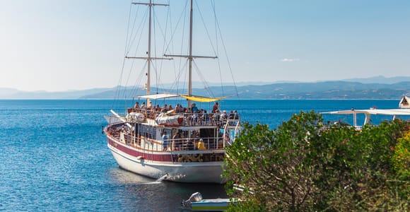 Ab Thessaloniki: Blaue Lagune von Chalkidiki mit Mittagessen