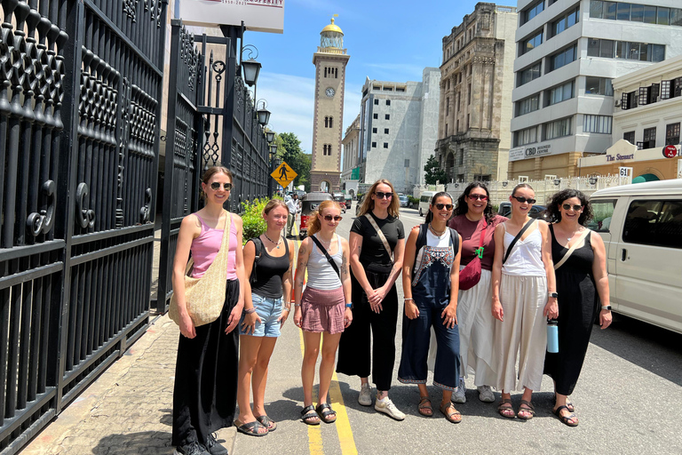 Colombo Private Enjoy City Tour by Tuk Tuk
