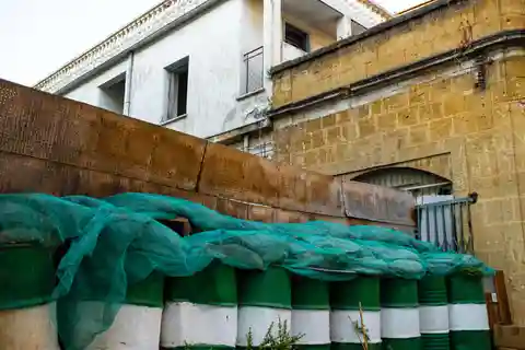 Nicosia: Last Divided City, Tour combining South & North