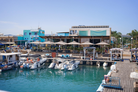 Paphos: Viagem de 1 dia a Akamas/Lagoa Azul e Banhos de Afrodite(Cópia de) Paphos: Parque Nacional de Akamas e passeio de ônibus e barco pela Lagoa Azul