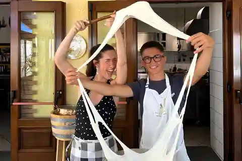 Amalfikysten: Lav frisk pasta, mozzarella og tiramisù