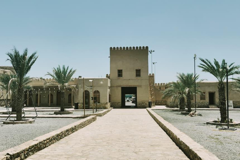 Muscat: Green Mountain with Castle, Fossil & Villages Tour
