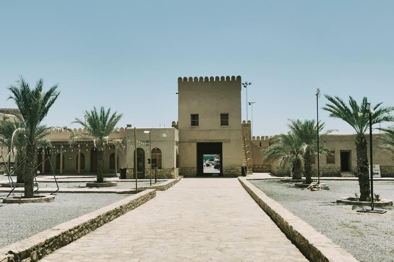 Muscat: Green Mountain with Castle, Fossil & Villages Tour
