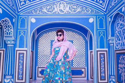 Jaipur: 2-Day City Sightseeing Tour with Cab & Guide