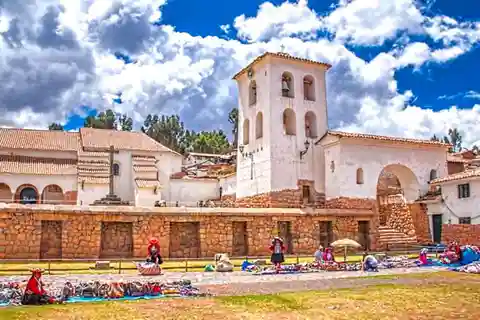 Private tour Sacred Valley and Maras Moray Salineras