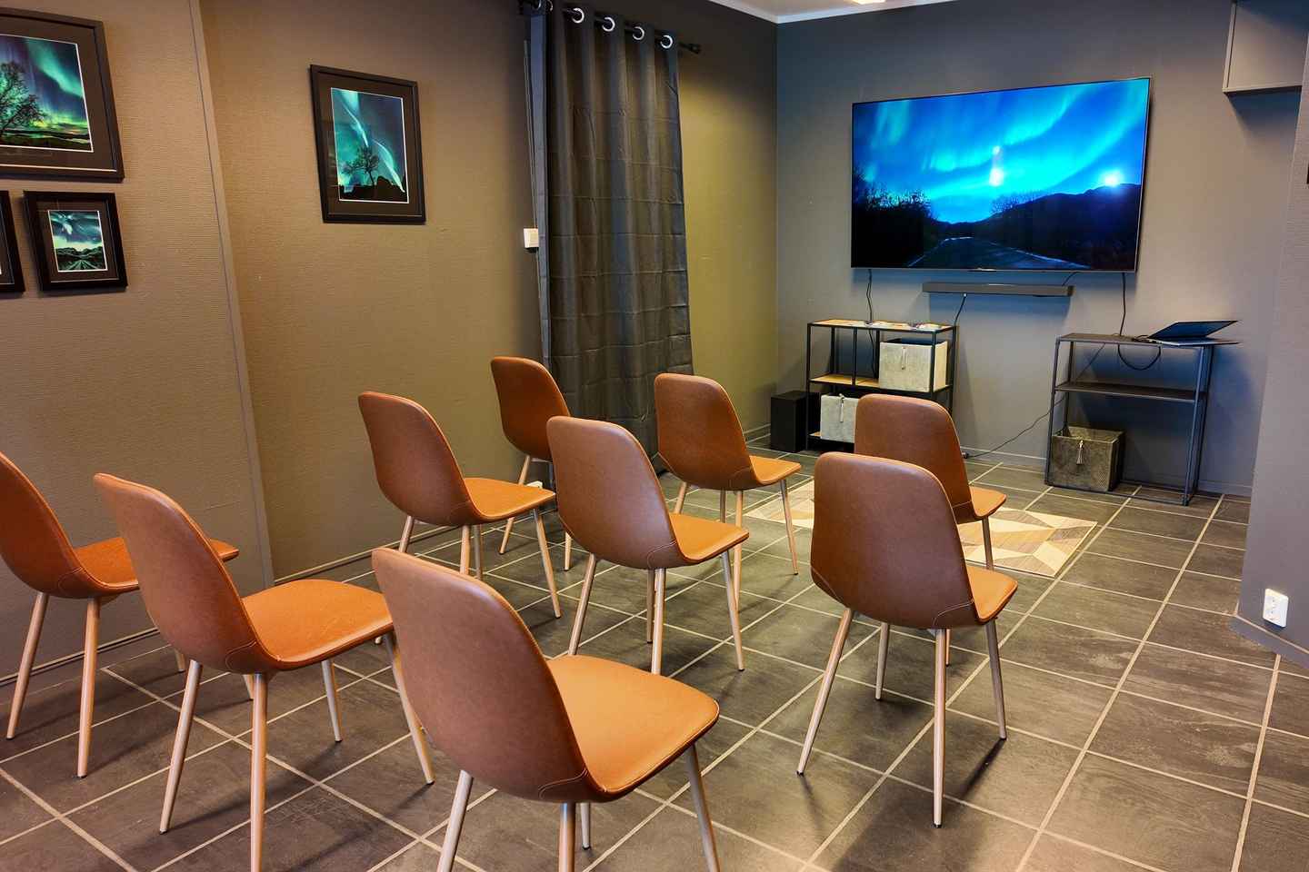 ロフォーテン諸島のオーロラ体験：北極光センター訪問