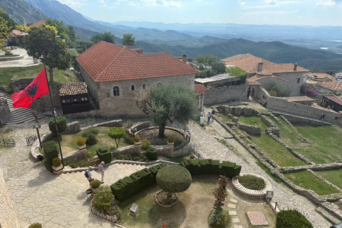 From Tirana: Kruja, Skanderbeg Museum & Sarisalltik Tour