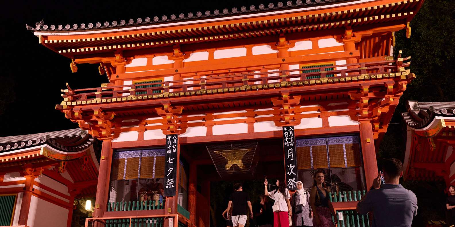 Kyoto experience — temples, geisha, bamboo grove — image 7