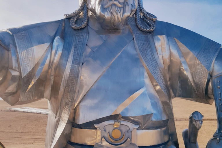 Excursão de um dia ao complexo da estátua de Chinggis khaan e à Rocha da Tartaruga