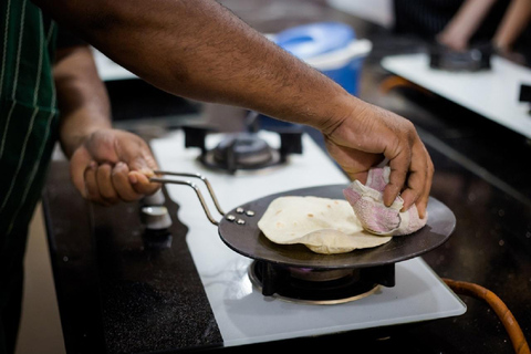 瓦拉纳西：传统印度烹饪课（含晚餐）