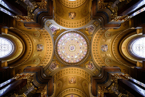Budapest Super Saver: Spa, Basilica Tour, and Danube Cruise