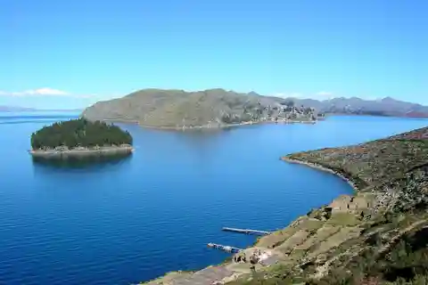 Desde Puno: Excursión a Copacabana e Isla del Sol