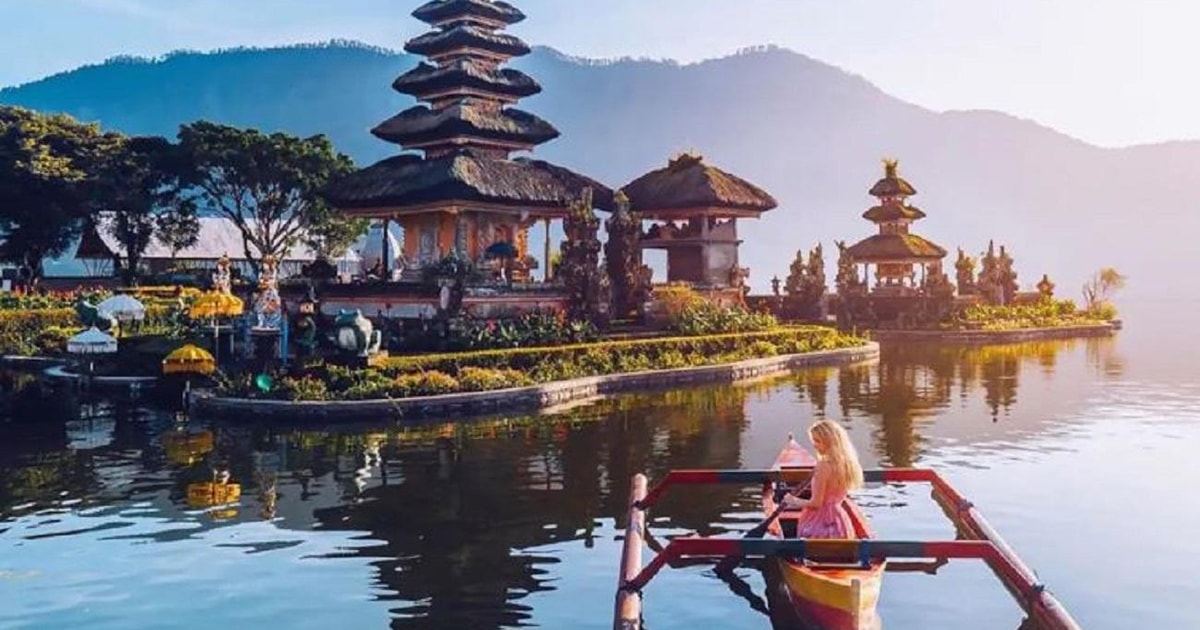 Bali Ulundanu Tempel Banyumala Waterval Rijstterras Getyourguide