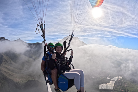 Costa Adeje - Tandem paragliding vanaf 800m - gratis ophaalservice