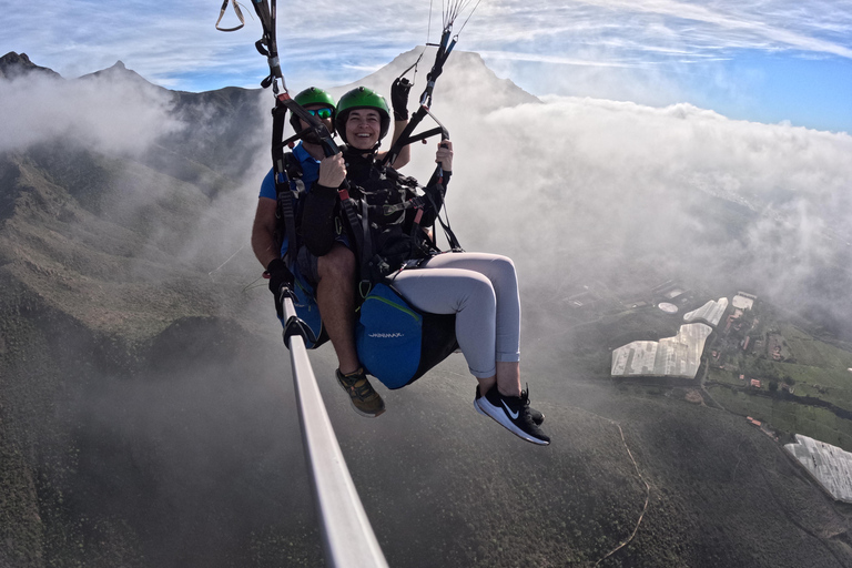 Costa Adeje - Tandemskärmflygning från 800 m - gratis upphämtning