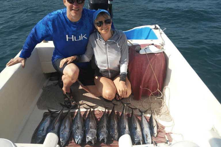 Oaxaca : Tour en bateau privé avec plongée en apnée et pêche