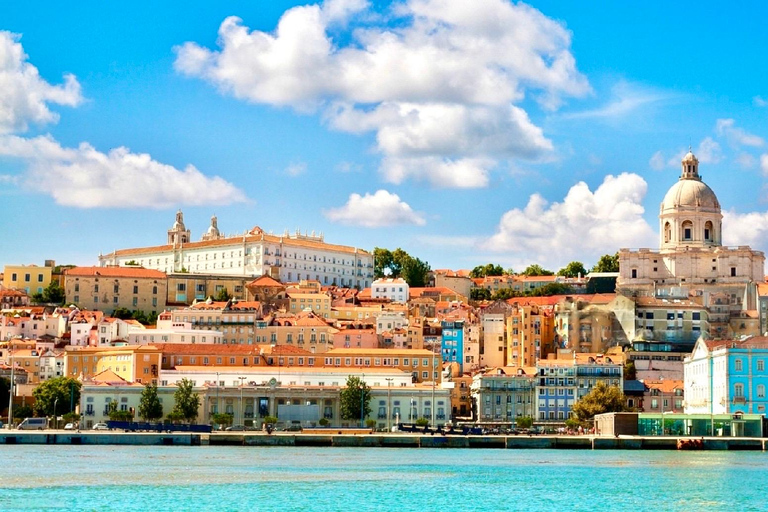 Lisbon: Private Eco Tuk Tuk Tour For Couples, Family & Solo 30 min: Welcome Mini Ride for Tuktuk Experience
